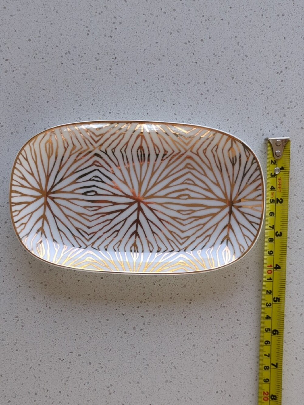 White and Gold Decorative Porcelain Trinket Dish - Picture 7 of 7